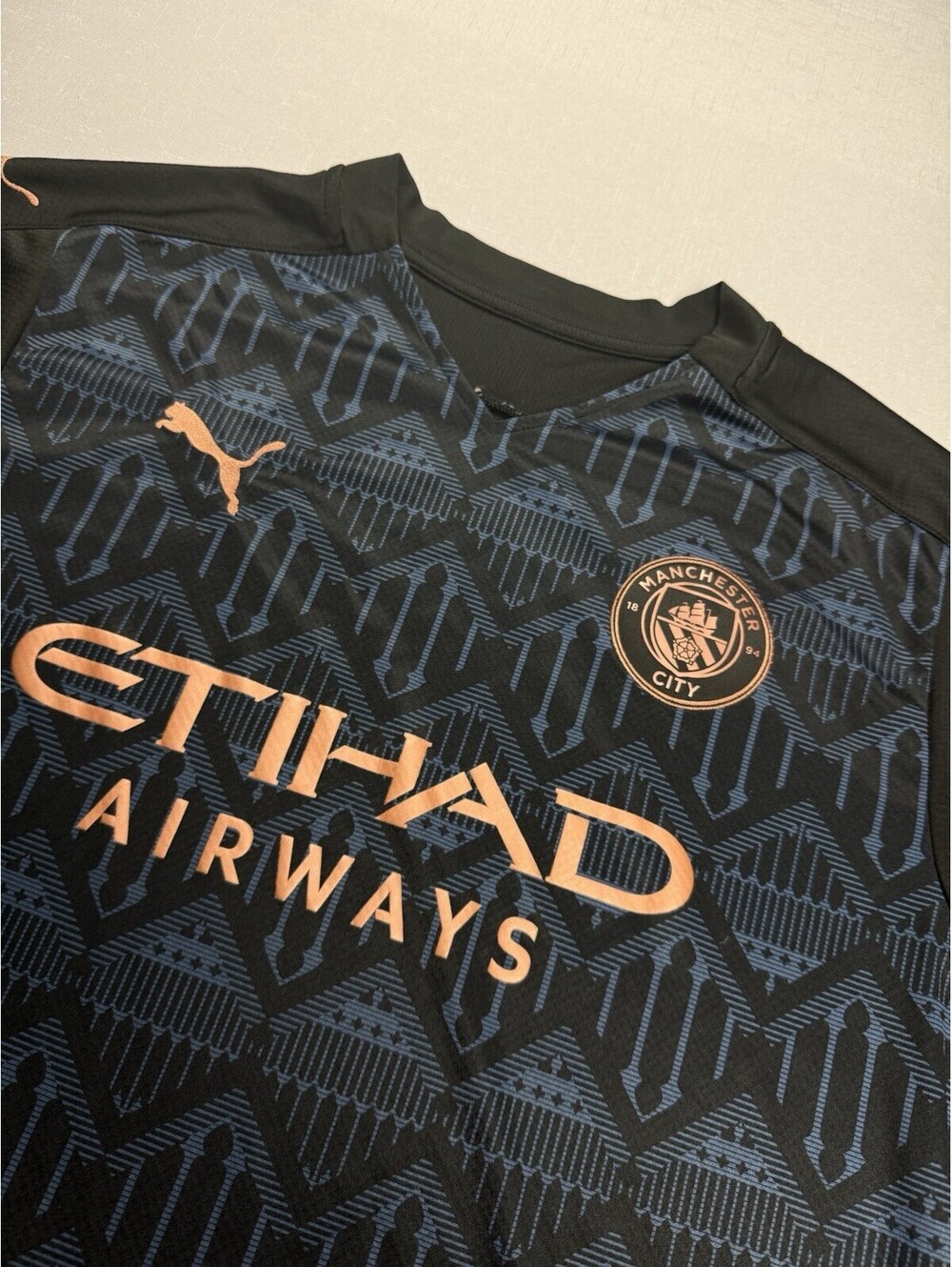 MANCHESTER CITY 2020 2021 AWAY FOOTBALL SHIRT  SOCCER JERSEY sz L PUMA